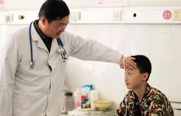 父母|13岁男孩半年长16公分,医生:3个好方法,做父母的要学学