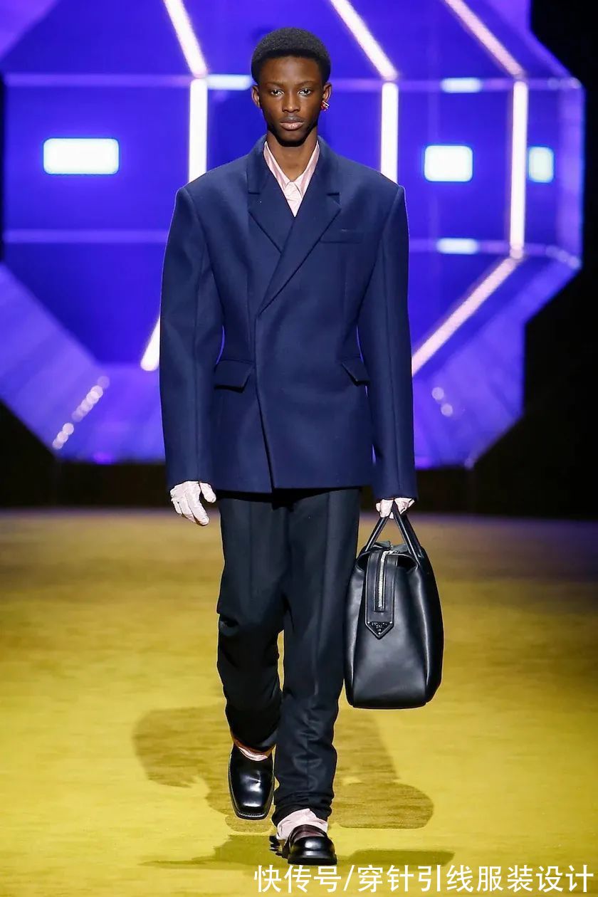 男装 秀场 | PRADA 2022早秋男装系列