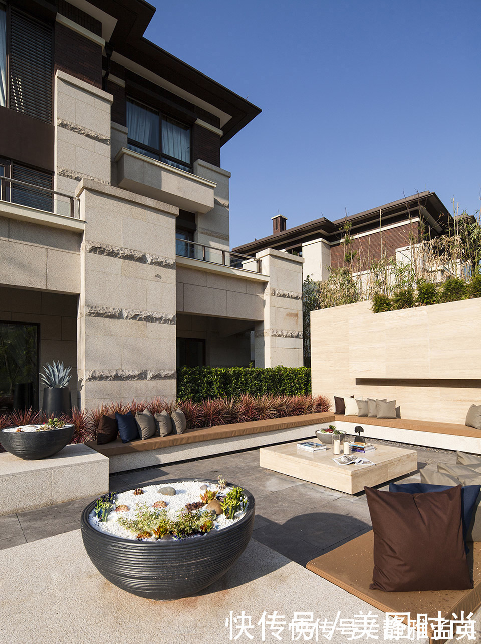 花园|庭院装修:13个“庭院景观”设计,学会了把自家院子装成花园吧