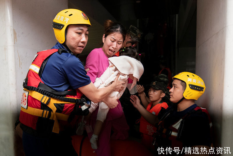 人心|河南暴雨救援现场，这些画面温暖人心