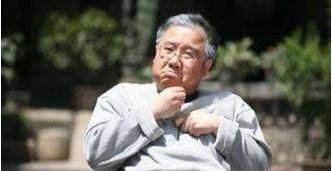 长寿|喝水是便宜的“长寿药”,此2个时间段尽量少喝,家人赶紧改正!