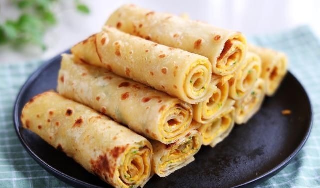 比手抓饼简单,比油条健康,简单易做,早餐吃太好了,家人都爱吃