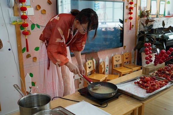 圣顿公学幼儿园|逛庙会 迎开学 圣顿公学幼儿园举行“健康成长，快乐起飞”主题开学嘉年华活动