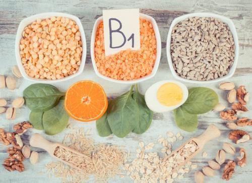 维生素b1|失眠竟与缺维生素有关?及时补充这2种维生素,或能缓解失眠困扰