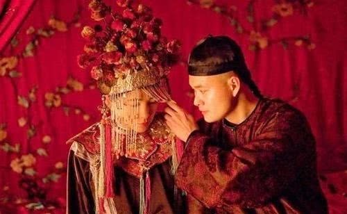 后世|秦始皇曾赋予已婚女一特权,因思想前卫,被后世取消至今不曾恢复