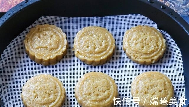 老一辈留下来的做法真好，不用水不用油，吃一次想十次，好吃极了