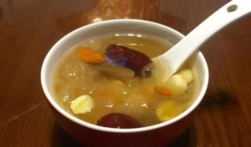 老得慢的女人,都在“偷偷吃”的6种食物,润肤养颜,子宫更健康