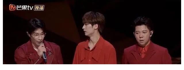 《披荆斩棘》五公淘汰赛:张智霖哭了,李响采访镜头一剪没?