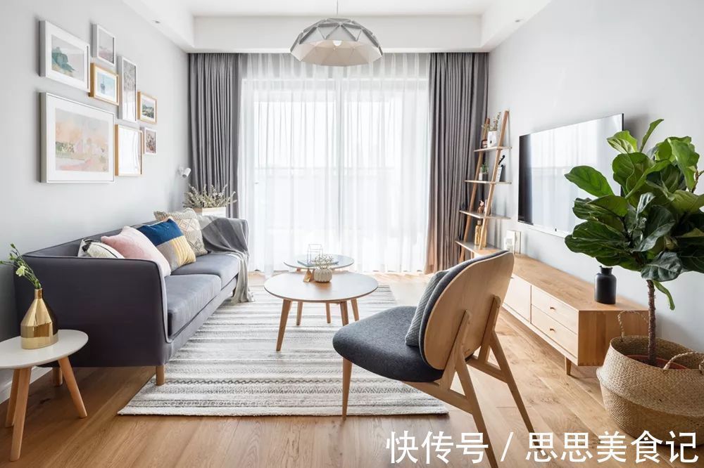 达芬奇|什么时候“沙发+茶几+电视”成了客厅标配?统统不要,住起来更爽