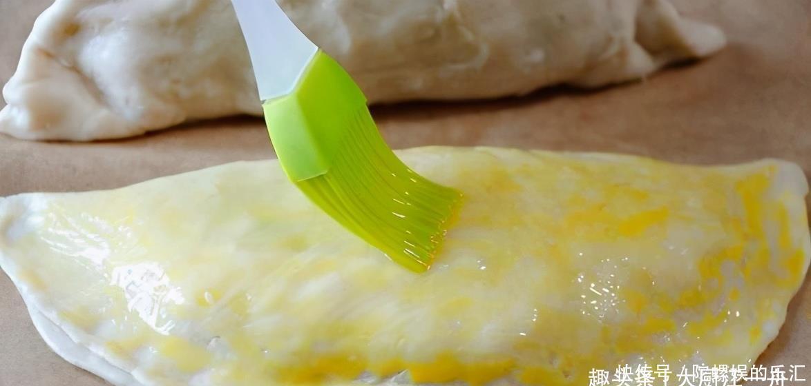 油炸|天冷后要多吃红薯,教你新吃法,不煮不油炸,香甜软糯又好吃