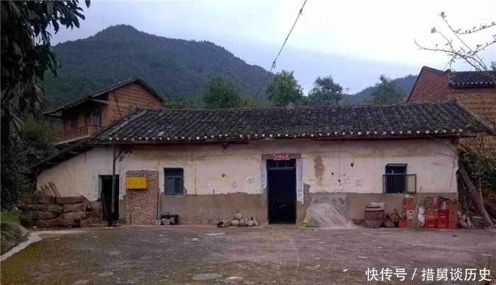 使用权|在农村,“一户多宅”多出的宅基地该怎么解决?答案你可能想不到