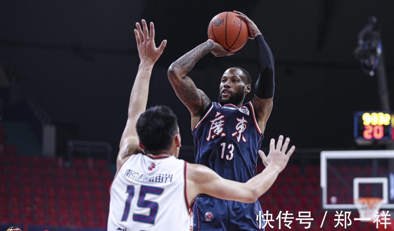 杜锋|广东男篮喜迎4连胜,球队问题仍不容小觑,赵睿缺席影响太大了