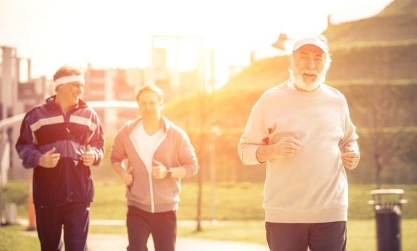 长寿|为什么老人不坚持锻炼,也能长寿健康,3位老人说出答案