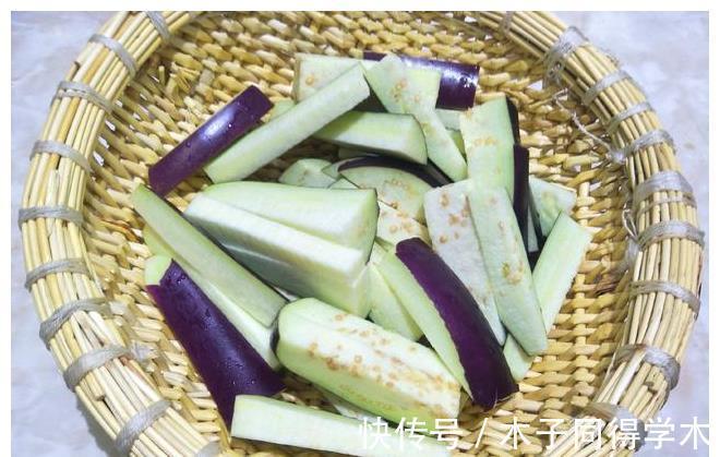 清蒸茄子|立秋之后，黄瓜柿子靠边站，秋天最该吃蒸菜，清热降燥不发胖