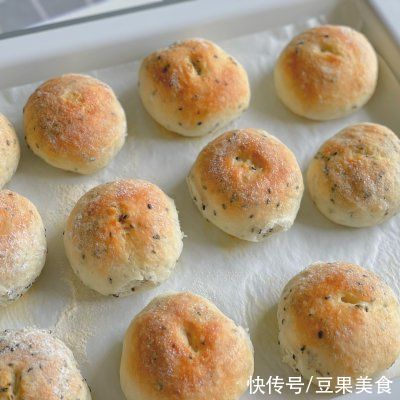 小餐包这样做，解馋堪比红烧肉