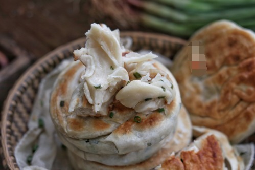 自从婆婆教会我油酥饼的这种做法,我家一星期一袋面,是真的好吃