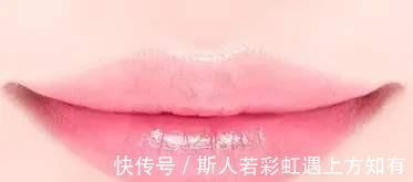 涂抹|长期涂抹润唇膏,到底对身体健康有没有坏处?很多人不清楚乱涂