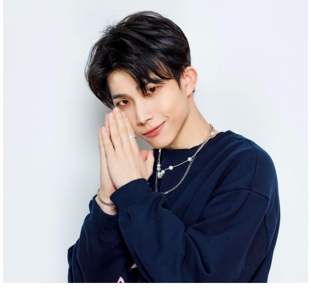 明日创作计划|舒灏《明日创作计划》上线 00后原创rapper显实力