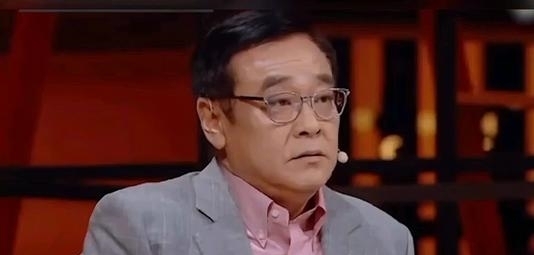 评价|黄奕和赵薇的差距到底在哪?尔冬升的评价一语中的,很到位