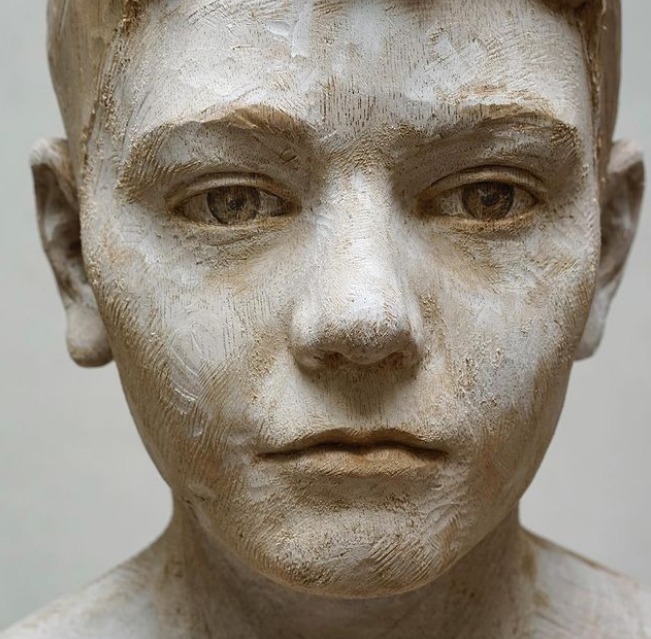 布鲁诺!他将灵魂注入木雕,把木头变成艺术品,靠神技征服众人