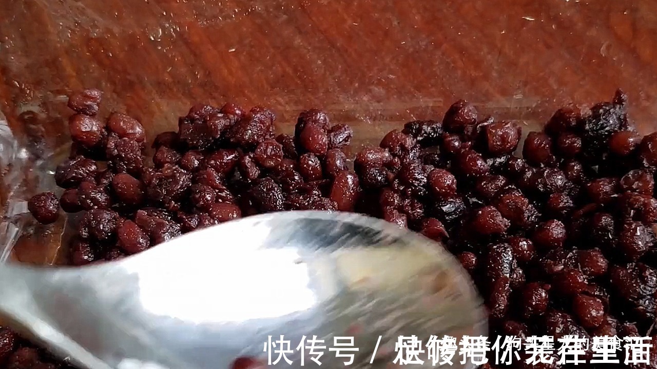 南瓜不要炒着吃了，教你夏天最好吃的做法，冰凉爽滑，比雪糕好吃