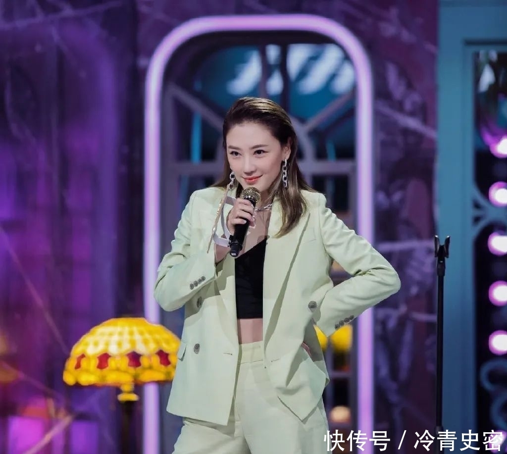 《听姐说》尴尬到爆,芒果台能不能放过姐姐们?