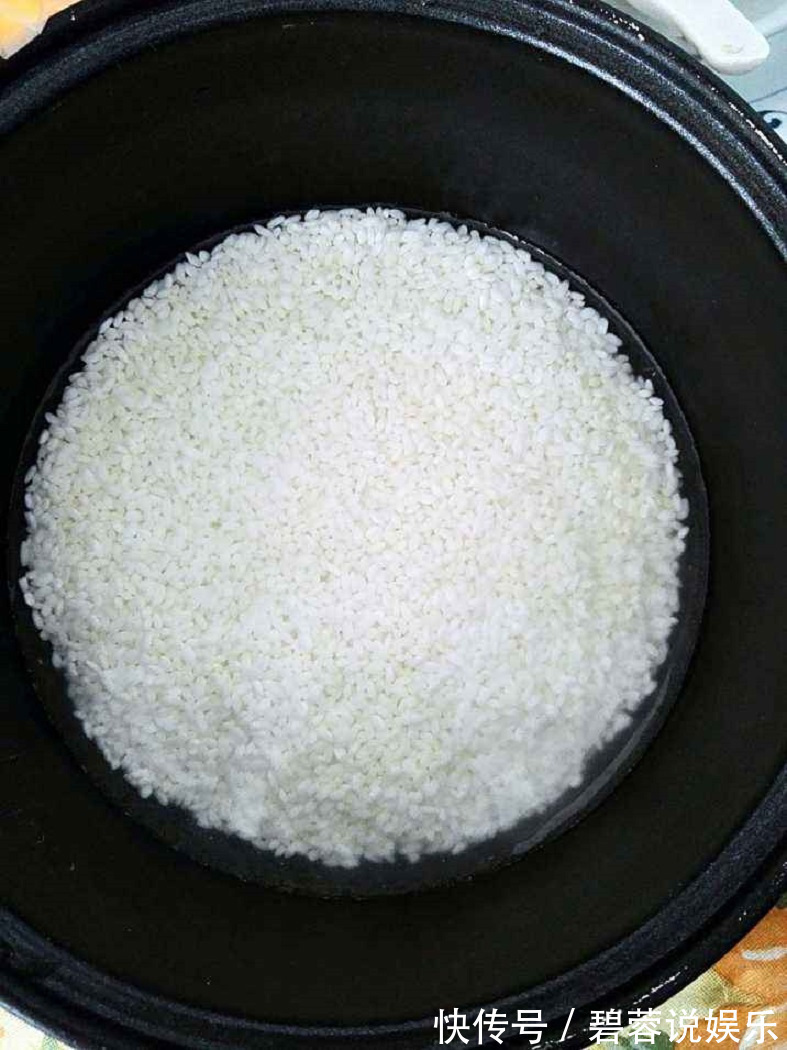 新手|蒸米饭的3个错误4个技巧,学会了新手也能蒸出喷香晶莹的米饭!