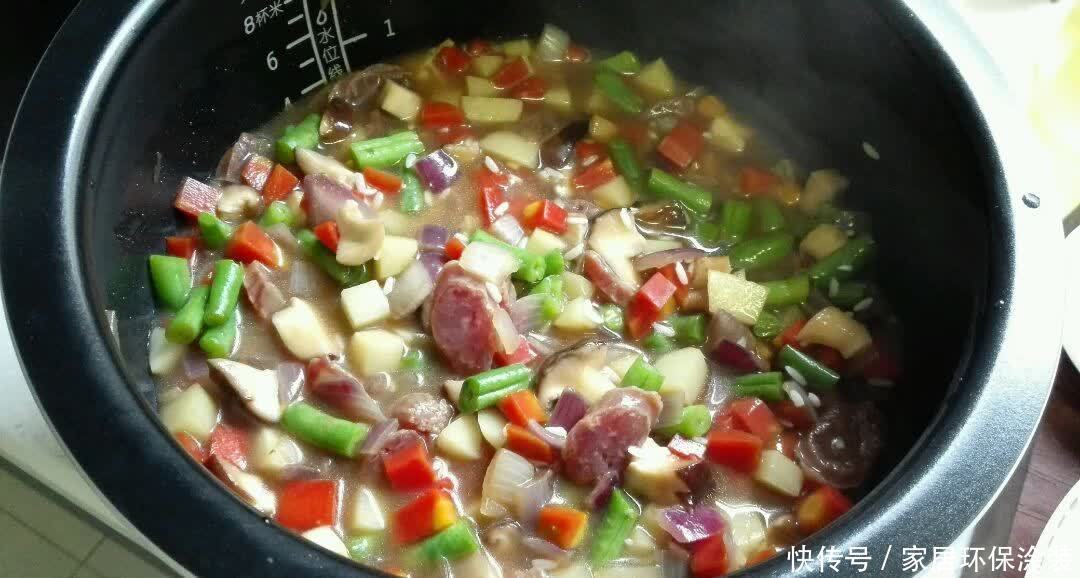 好吃的懒人版腊肠焖饭,好做又解馋,米饭一粒不剩