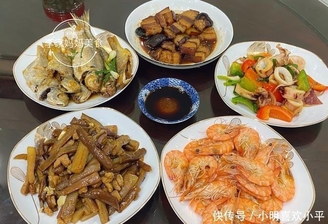 鱿鱼|同事来我家吃饭,做了5菜1汤,花了不到100块,老公真抠门