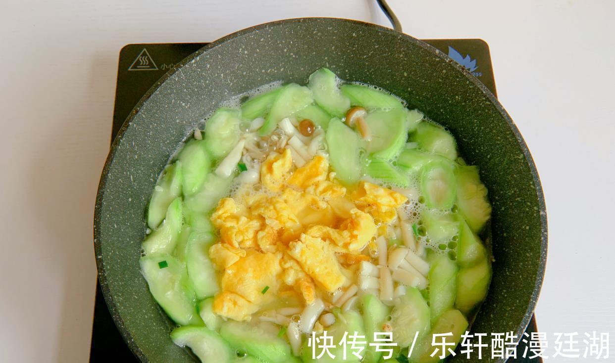 丝瓜|减肥无需节食，分享一道超好喝的低脂汤，鲜美又解暑，越喝越瘦！