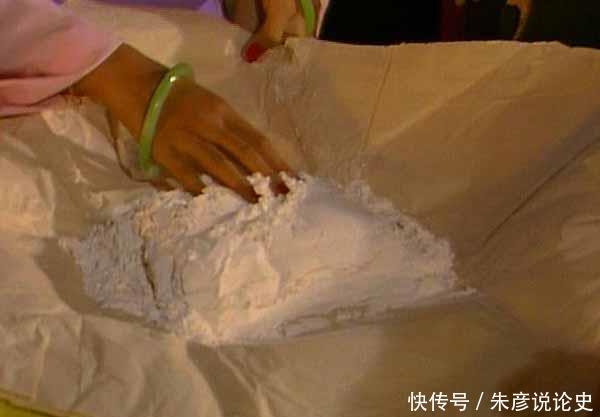  收入|贾府常常提到“官中的钱”，什么是“官中”？官中的钱是哪来的？