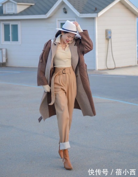 高跟鞋|让你一秒变高级的大衣穿搭,趁冬末赶紧穿起来,美得高级又轻松