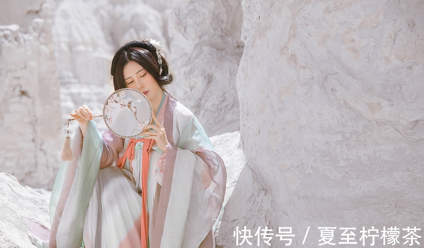 卜算子#宋朝65岁著名词人李之仪,在长江边有艳遇,写下一首经典爱情词