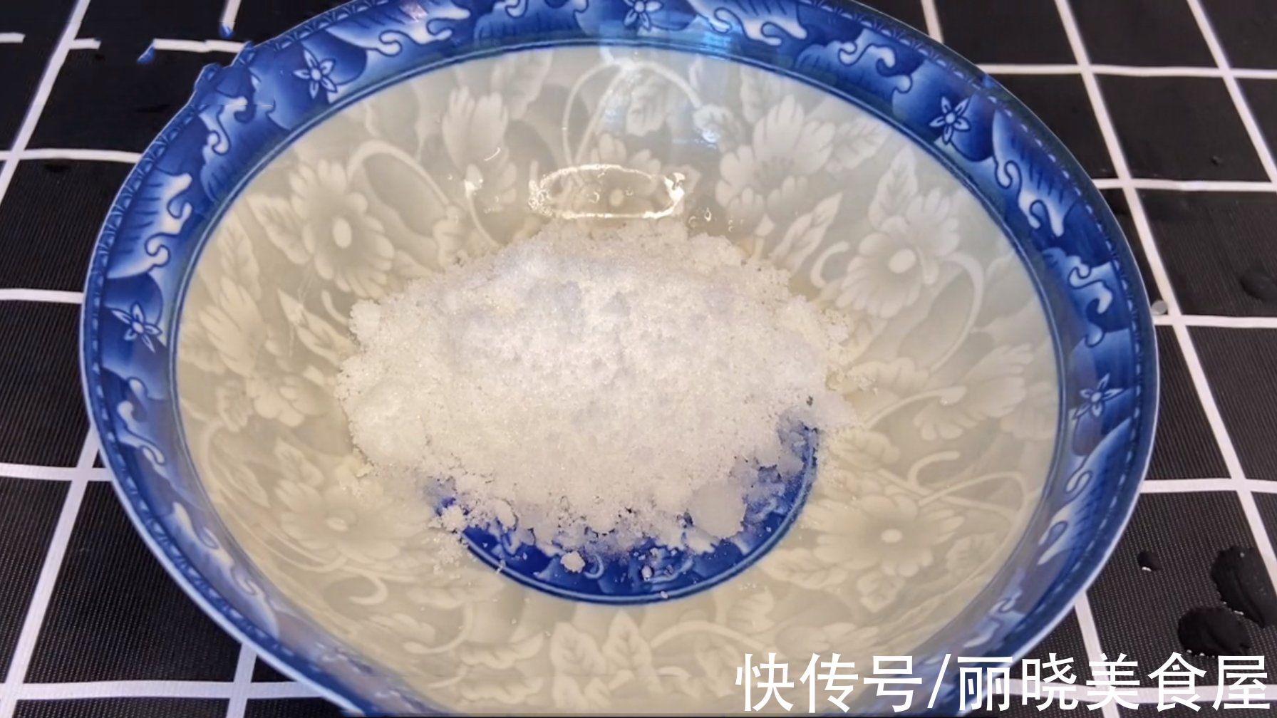 做法|大米不要蒸着吃了，自从学会这个做法，我家隔三差五地吃，太香了