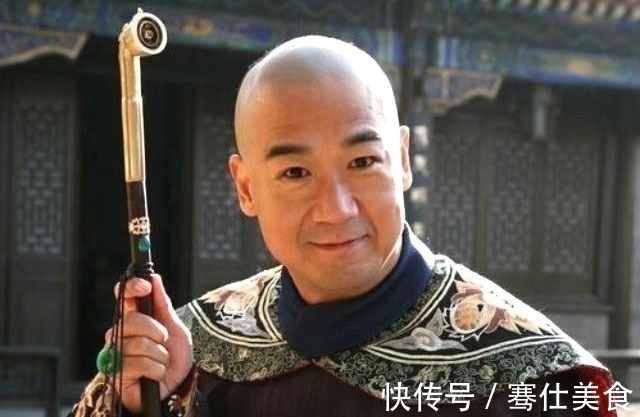 乾隆#纪晓岚出了个灯谜,乾隆猜不出来,看到谜底后恍然大悟