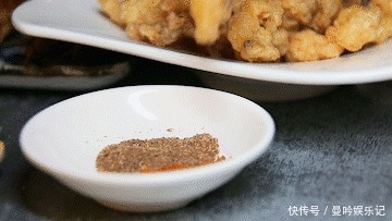 炸酥肉，最好别用面粉和淀粉！放点“它”外脆里嫩，凉了也不回软