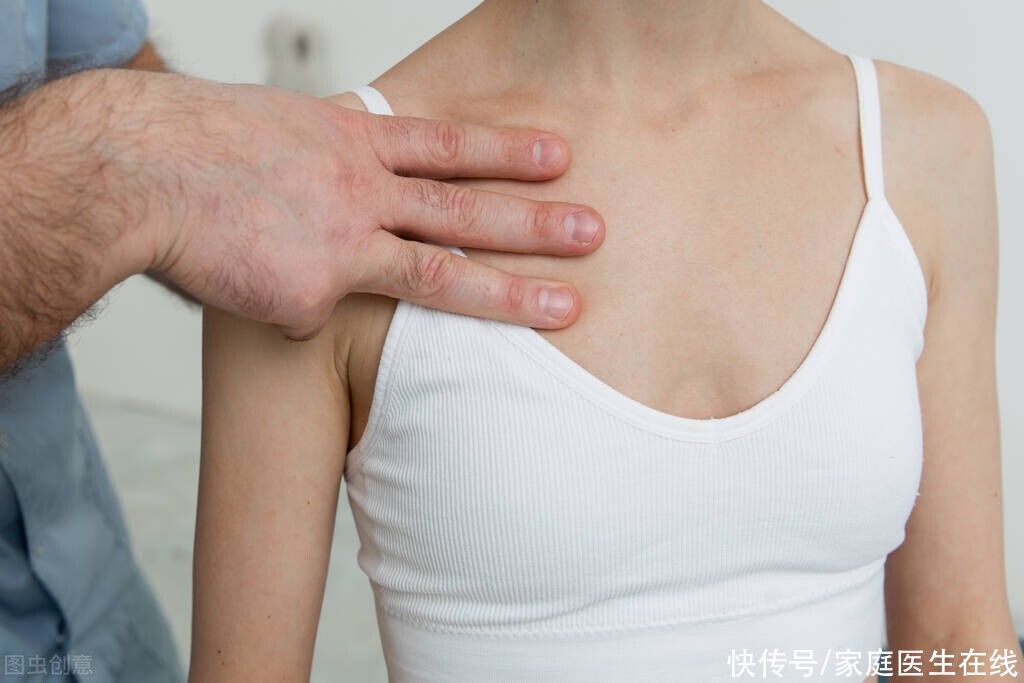 4,乳房脹痛懷孕後由於激素水平發生改變,再加上子宮逐漸增大可壓迫