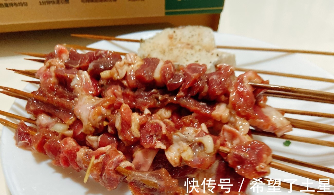 鲜嫩|夜市的羊肉串为啥好吃原来腌肉是关键,做对了肉质鲜嫩,真香!