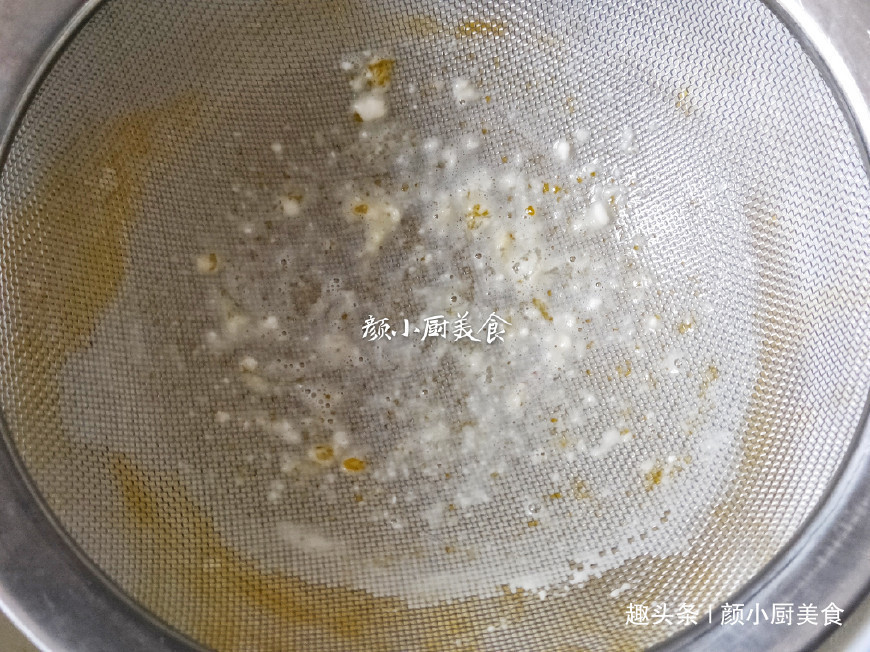搅拌均匀|蛋挞液简单做法，3个鸡蛋，一瓶牛奶，儿子说比买的蛋挞还好吃