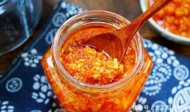 好吃|烧烤店的蒜蓉辣酱为什么好吃那是因为偷偷放了这几样东西