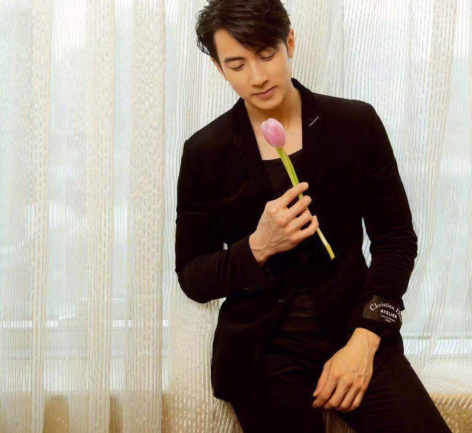 《妻子的浪漫旅行3》赵丽颖夫妻合体助阵,吴尊娇妻首亮相