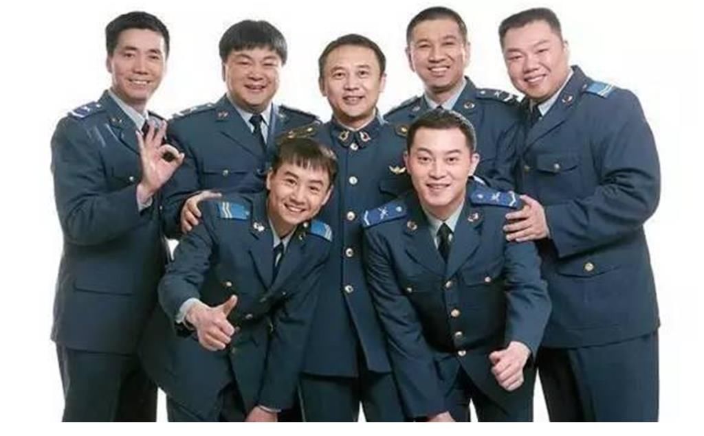 《炊事班的故事》演員現狀：沙溢范明最火，而他直接從小兵變元帥