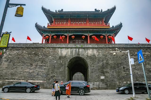 古城墙|湖北荆州太可惜！千年城墙媲美西安城墙，旅游发展却欠火候