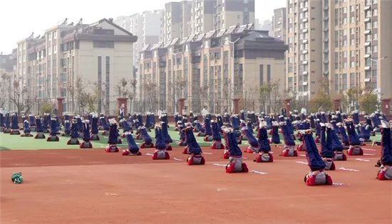 坊子区|坊子区兴国小学在山东省中小学体能与运动技能发展交流研讨会上做现场展示