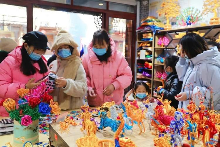 王惠$青州：雅俗共赏文化餐 年味浓浓扑面来