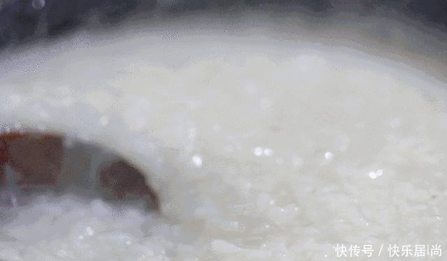 自来水煮粥更好吃煮粥粘稠，加水是关键