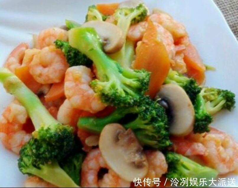 虾仁|这道菜,是全球推荐的抗癌菜,对高血压和心血管病,有一定的帮助