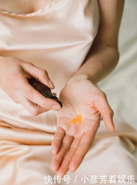 快速提高皮肤滑嫩饱满度,以油养肤绝对可