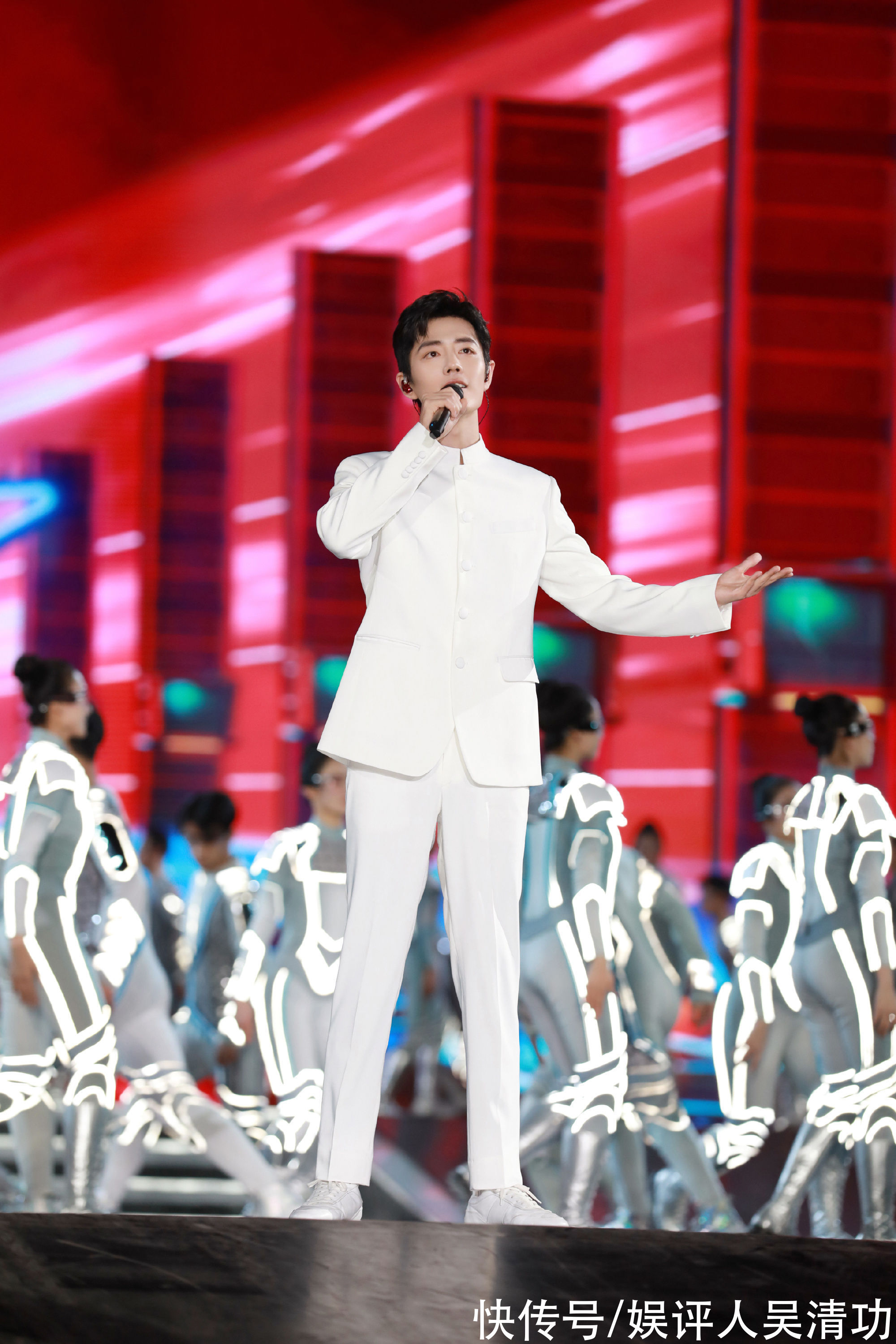 “尖叫之夜”暫定嘉賓：肖戰(zhàn)、蔡徐坤、張藝興、王源四大頂流齊聚