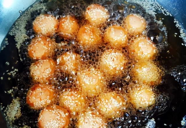 过瘾|红薯这做法比烤着好吃,外脆里糯又香甜,解馋过瘾,孩子超爱吃